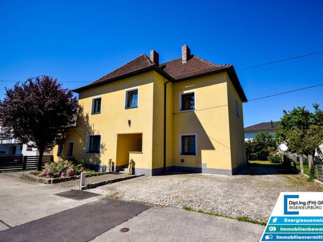 Altbau Charme trifft Potenzial – großzügiges Haus mit 2 Einheiten