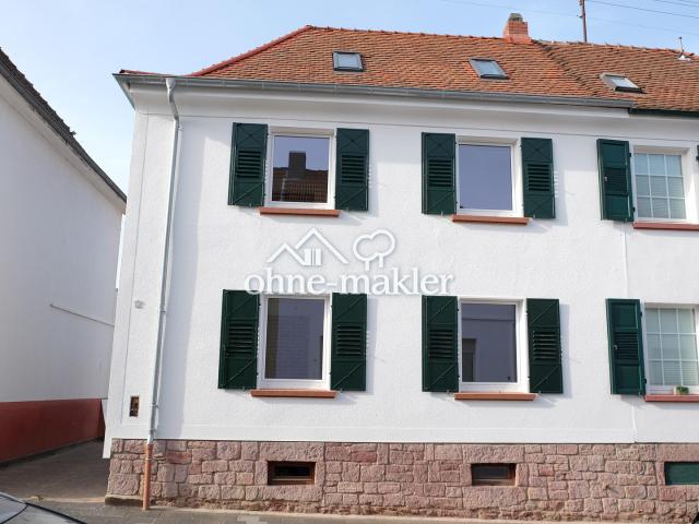 Altbau Doppelhaushälfte kernsaniert mit WP & Baugenehmigung für zweites Haus in Dreieichenhain