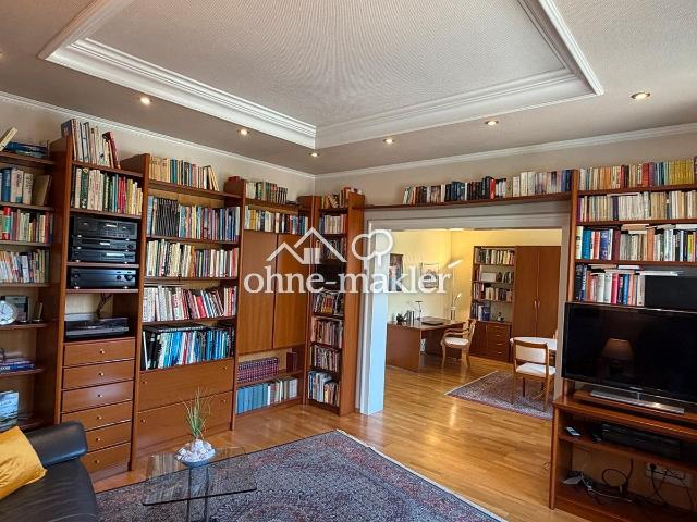 Altbau mit Flair und Balkon in der Innenstadt