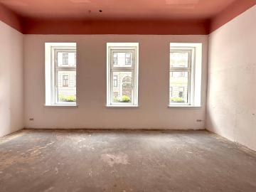 ALTBAU MIT LOFTCHARAKTER & GESTALTUNGSPOTENTIAL / PROVISIONSFREI