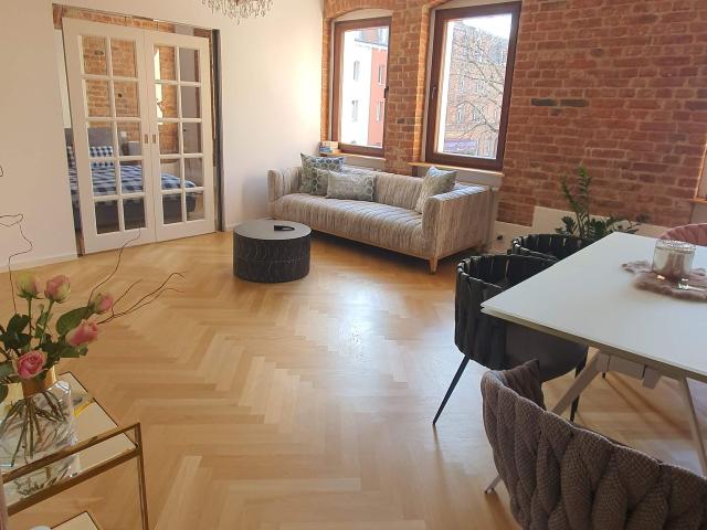 Altbau mit Stil, Nurnberg Amsterdam Apartments for Rent