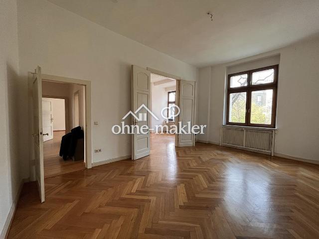 Altbau mit viel Platz in Düsseltal
