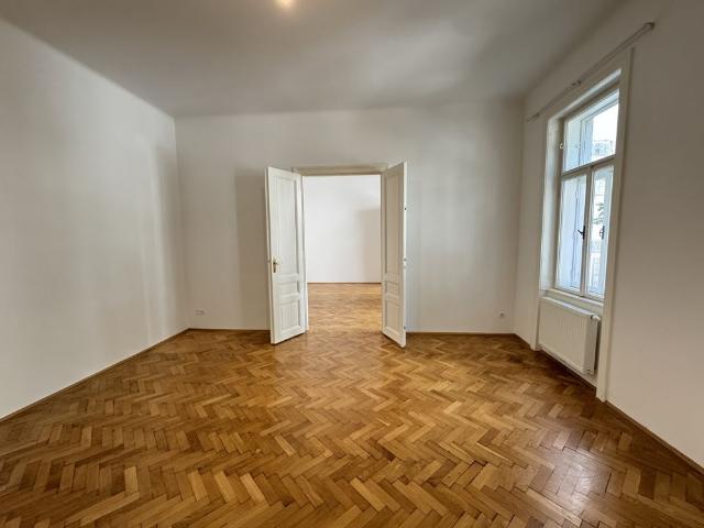 Altbau Mietwohnung 1090 Wien, Nähe Beethovenhof