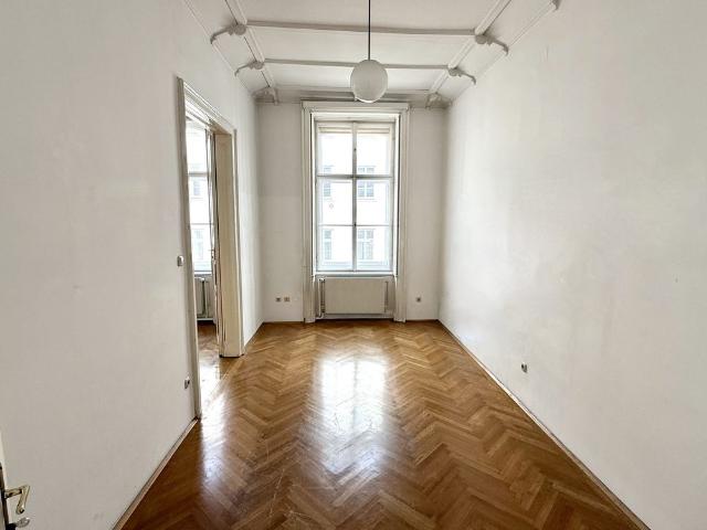 Altbau Mietwohnung 1010 Wien, Nähe Kärtner Ring I Wiener Staatsoper