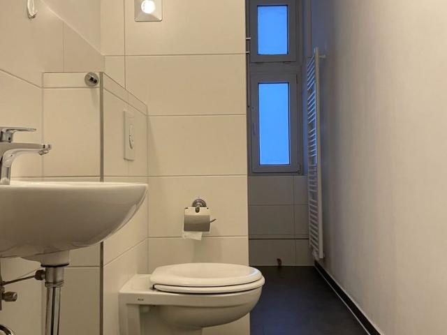 Altbaucharme im ruhigen Hinterhaus!