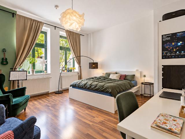 Altbaucharme in Giebichenstein – großzügiges 1 Raum Apartment mit Wohnküche