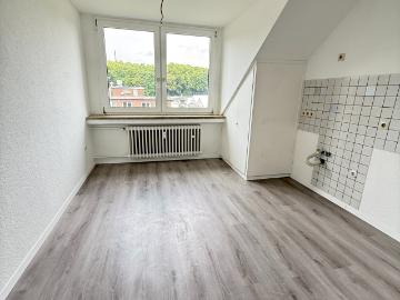 Altbaucharme neu interpretiert 2,5 Zimmer Wohnung Rheinhausen