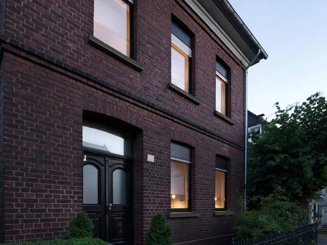 Altbaucharme trifft modernes Interieur: einziehen und wohlfühlen!