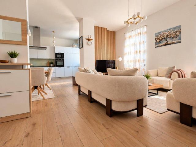 Altbaucharme trifft Neubauqualität | 4 Zimmer | Garten & Terrasse | Stockerau