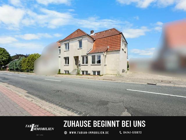 Altbaucharme Zweifamilienhaus mit Modernisierungen in Ahlerstedt / Gewerbe möglich