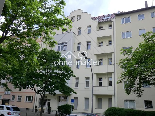 Altbauflair in Wilmersdorf: Saniertes 2,5 Zimmer Apartment