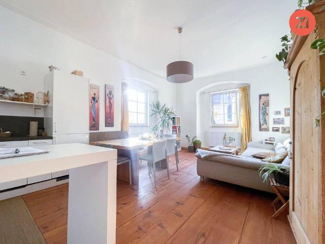 ALTBAUJUWEL 3,5 Zimmer Wohnung im Zentrum von Eferding inkl. Küche