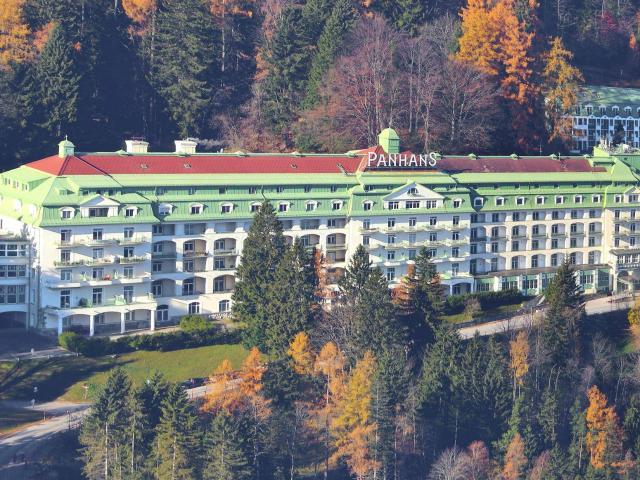 Altbaujuwel auf 1000 Meter Seehöhe: Ihr Rückzugsort direkt an der Piste & Wanderparadies