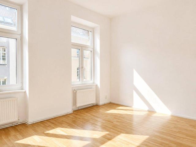 Bieterverfahren+ Altbauklassiker in der Josefstadt – großzügige 3,5 Zimmer Wohnung im 3. Liftstock