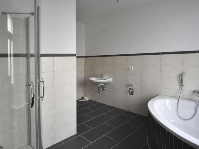 Altbauliebhaber aufgepasst! Gut renovierte Wohnung in einem denkmalgeschütztem Jugendstilgebäude
