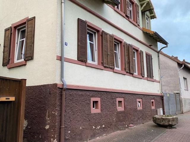 Alte Hofreit* zum Sanieren mit genehmigtem Bauantrag