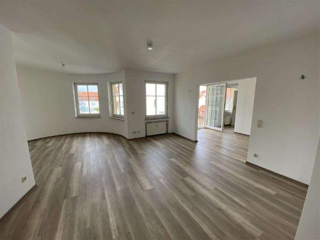 Altenburg* City Center* großzügige 3 Raum Whg. * Balkon*Tageslichtbad*G WC* sep. Küche