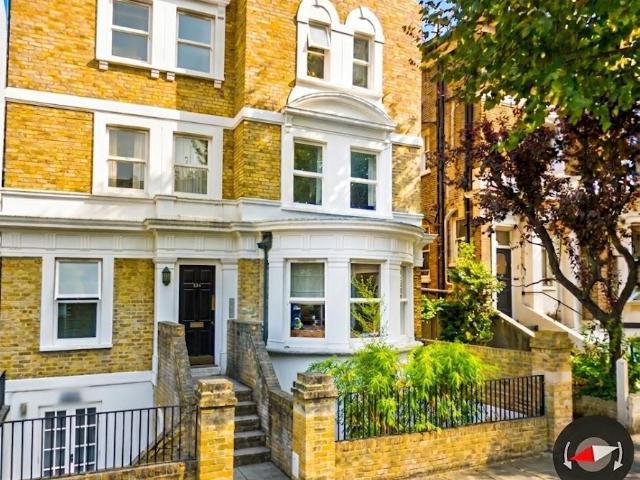 Altenburg Gardens, Clapham, London, SW11 1 bed flat to rent £2,200 pcm £508 pw