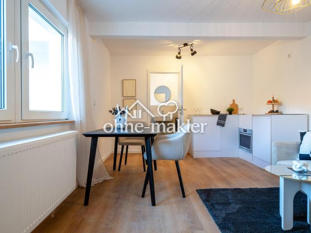 Altengerechte, vollrenovierte 2 Zimmer Wohnung mit riesen Keller zum Erstbezug