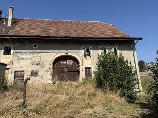 ALTES VAUD BAUERNHAUS AUS DEM ACHTZEHNTEN JAHRHUNDERT