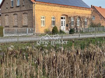 Haus in Ostseenähe, Alte Schule solides Backsteingebäude