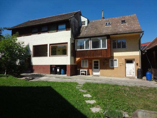 ÄLTERES HAUS GROSSER GARTEN SCHEUNE SCHUPPEN RUHELAGE