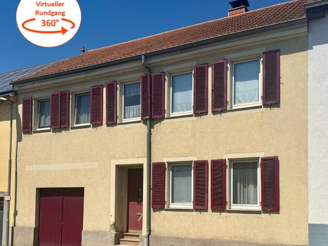 Älteres Reihenmittelhaus mit Aus und Umbaupotential in zentraler Lage von Wiesloch