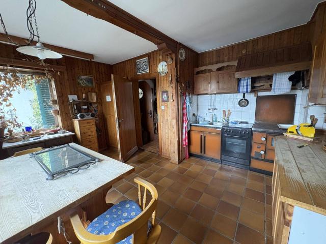 Älteres Wohnhaus mit Platz für Hobby, Handwerk und Ideen