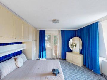 Althaus mit 729 m² Grundstück am Stadtrand – Essling