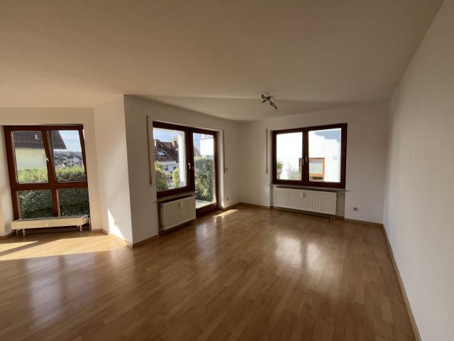 Althengstett: Charmante 2 Zimmer Wohnung mit Terrasse