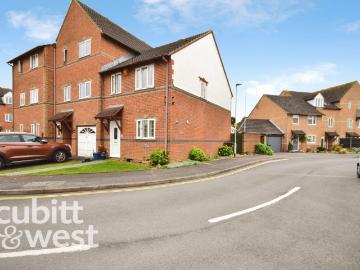 Althorpe Drive, Portsmouth PO3, 4 bed semi detached house to rent, £1,725 pcm | PrimeLocation