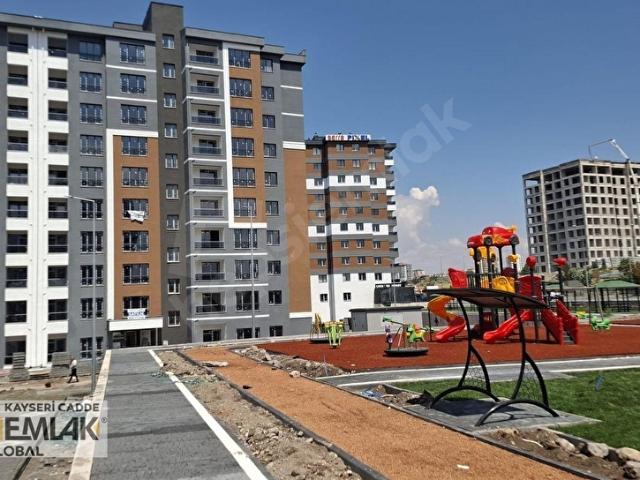 ALTIN CADDE YILDIRIM BEYAZIT KANALBOYU LÜKS 3+1