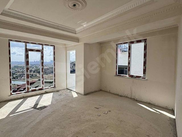 ALTINŞEHİR'DE GÖL MANZARALI 2+1 90M2 SATILIK SIFIR ARAKAT DAİRE