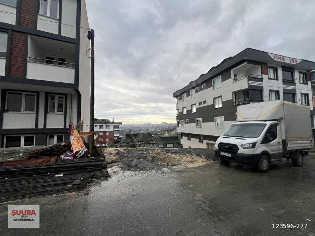 ALTINŞEHİRDE TOPRAKTAN SATILIK DAİRELER