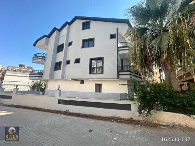 ALTINKUM PLAJINA 550mt YÜRÜME MESAFESİNDE KÖŞE 3+ 1 DUBLEX DAİRE