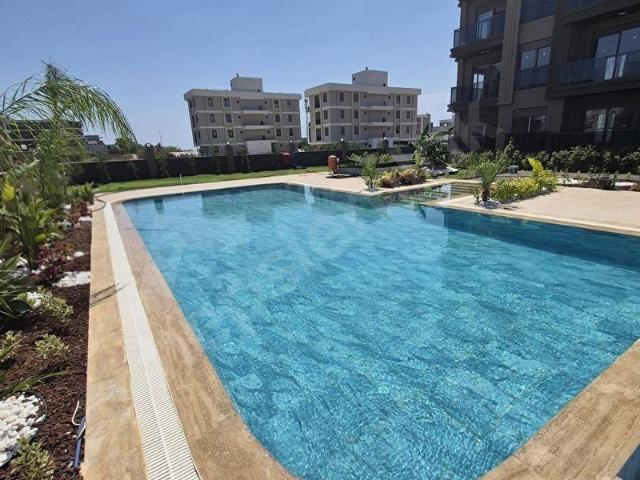 ALTINTAŞ HILLTOWER TWIN PARKTA KAT VE CEPHE SEÇENEKLİ 1+1 & 2+1