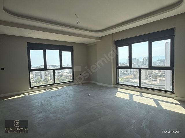 ALTINTAŞTA LÜKS SİTEDE DENİZ MANZARALI 2+1 KİRALIK DAİRE