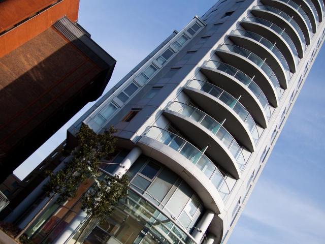 Altitude Apartments, Croydon, CR0 Studio to rent £1,125 pcm £260 pw