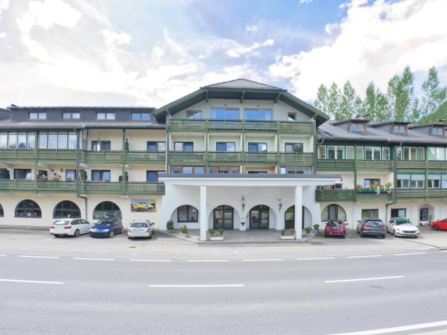 Altmünster/Traunkirchen: 4 Zimmer Wohnung in Seenähe