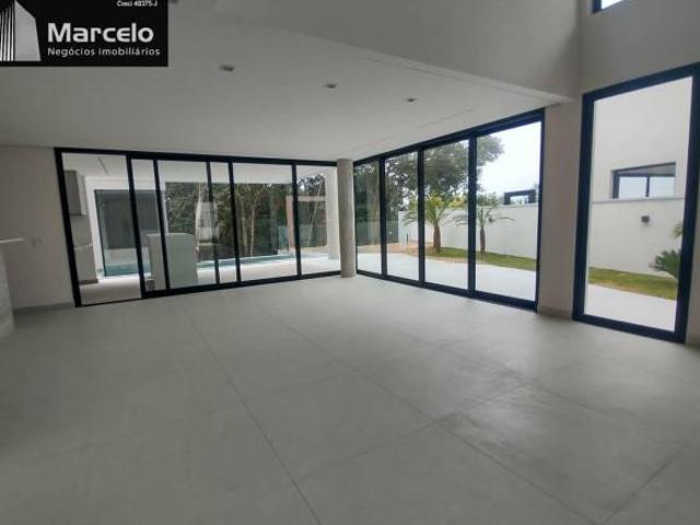 Alto Padrão Aruã Brisas