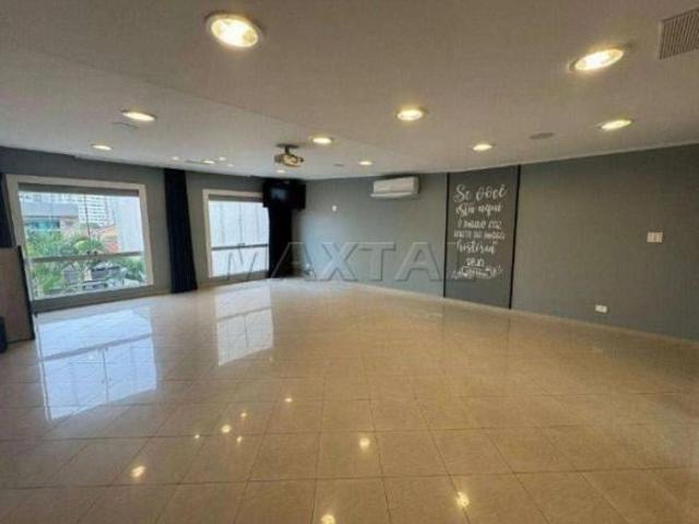 Alto padrão em Santana, ao lado da Av. Braz Leme, com 2 suítes e 8 vagas. Agende sua visita!