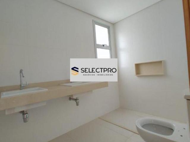 Apartamento com Elevador Privativo e 3 Suítes alta fiusa