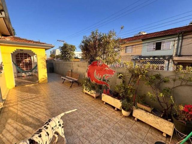 AltoDaLapa Casa Térrea de Esquina com 158 m² de Terreno, Quintal e Sol o Dia Inteiro