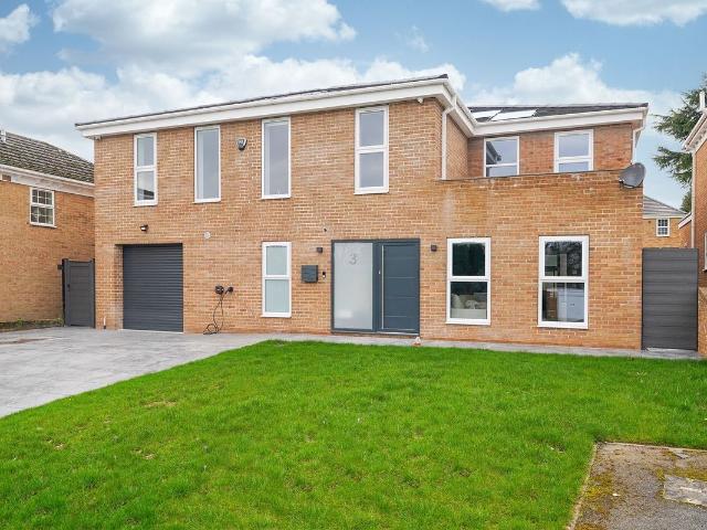 Alton Close, Sheffield S11, 4 bed detached house to rent, £3,500 pcm | PrimeLocation