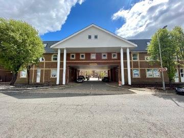 Alton Mews, Aylesbury HP19, 2 bed flat to rent, £1,250 pcm | PrimeLocation