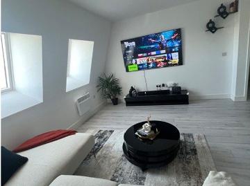 Alton Mews, Aylesbury HP19, 2 bed flat to rent, £1,400 pcm | PrimeLocation