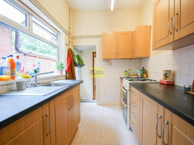 Alton Road, Birmingham B29 4 bed terraced house to rent £1,700 pcm £392 pw