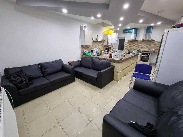 Alton Road, Birmingham B29 8 bed terraced house to rent £4,520 pcm £1,043 pw