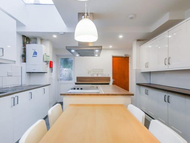 Alton Road, Selly Oak, Birmingham B29, 6 bed shared accommodation to rent, £546 pppm | PrimeLocation
