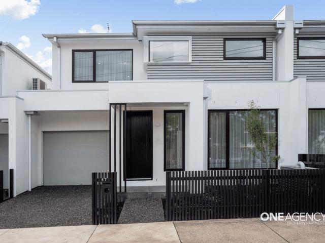 Altona North 47 Edward Avenue